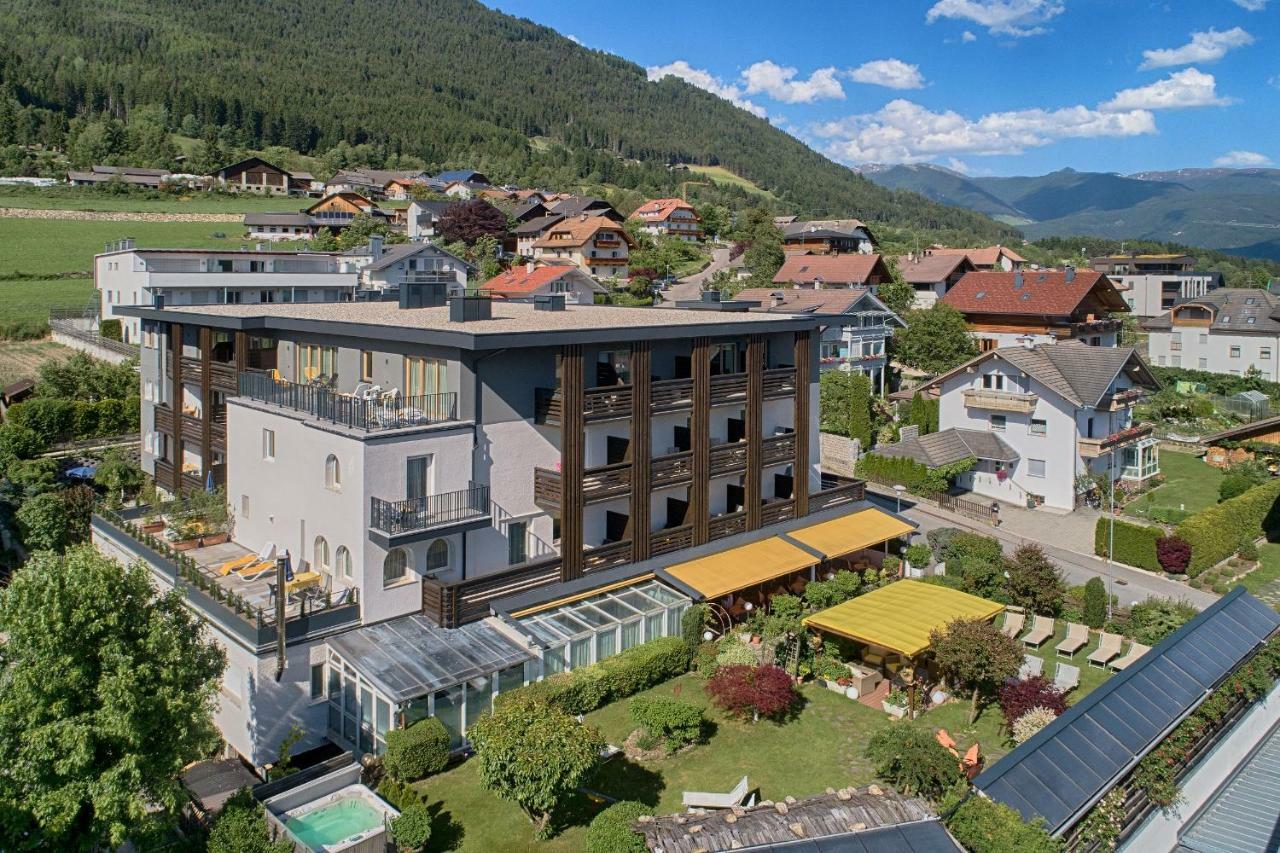 Hotel Kristall Falzes Luaran gambar