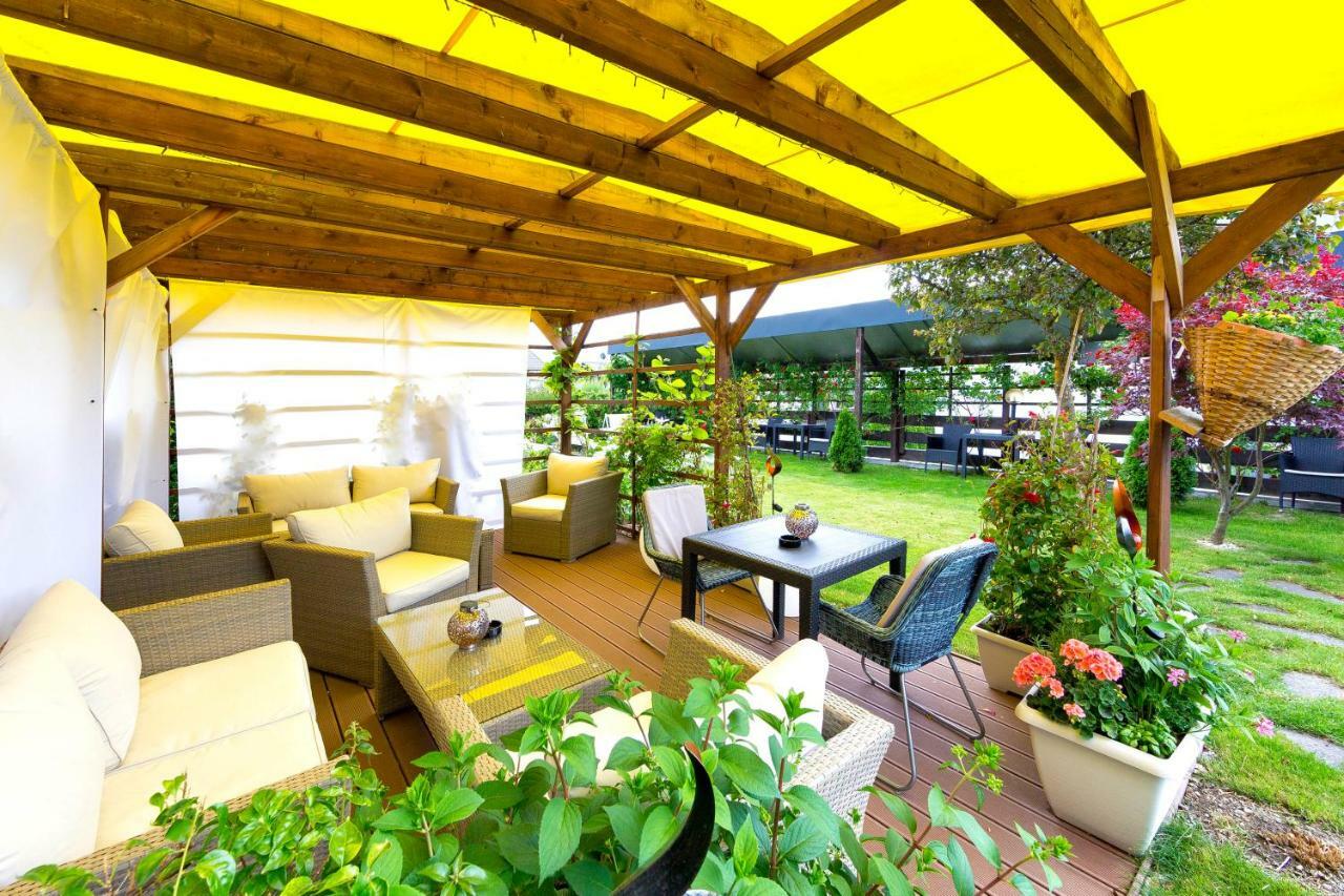 Hotel Kristall Falzes Luaran gambar